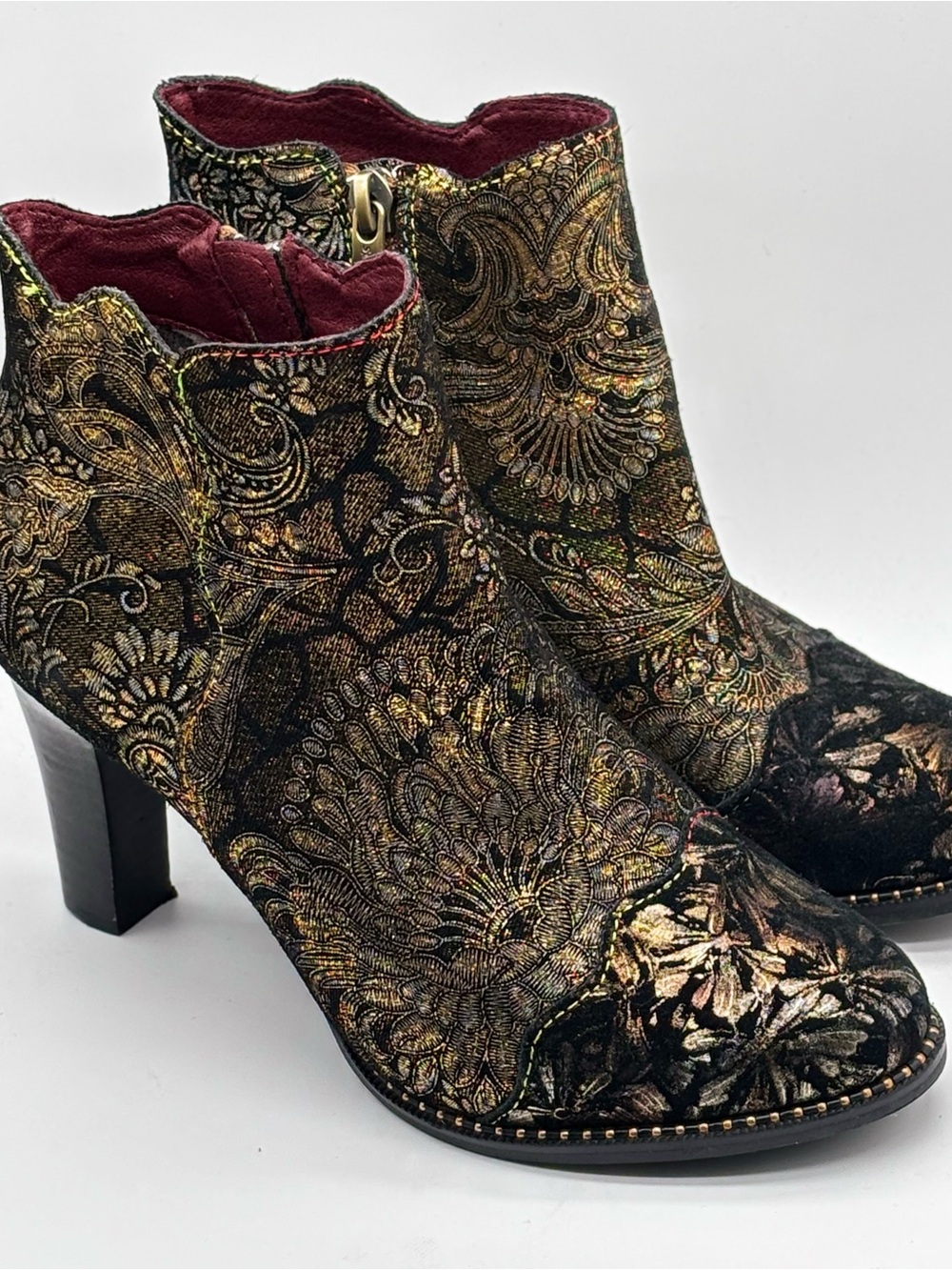 L'Artiste Spring Step Metallic Bootie Heels Size 35 / US 5 Whimsigoth Fairy